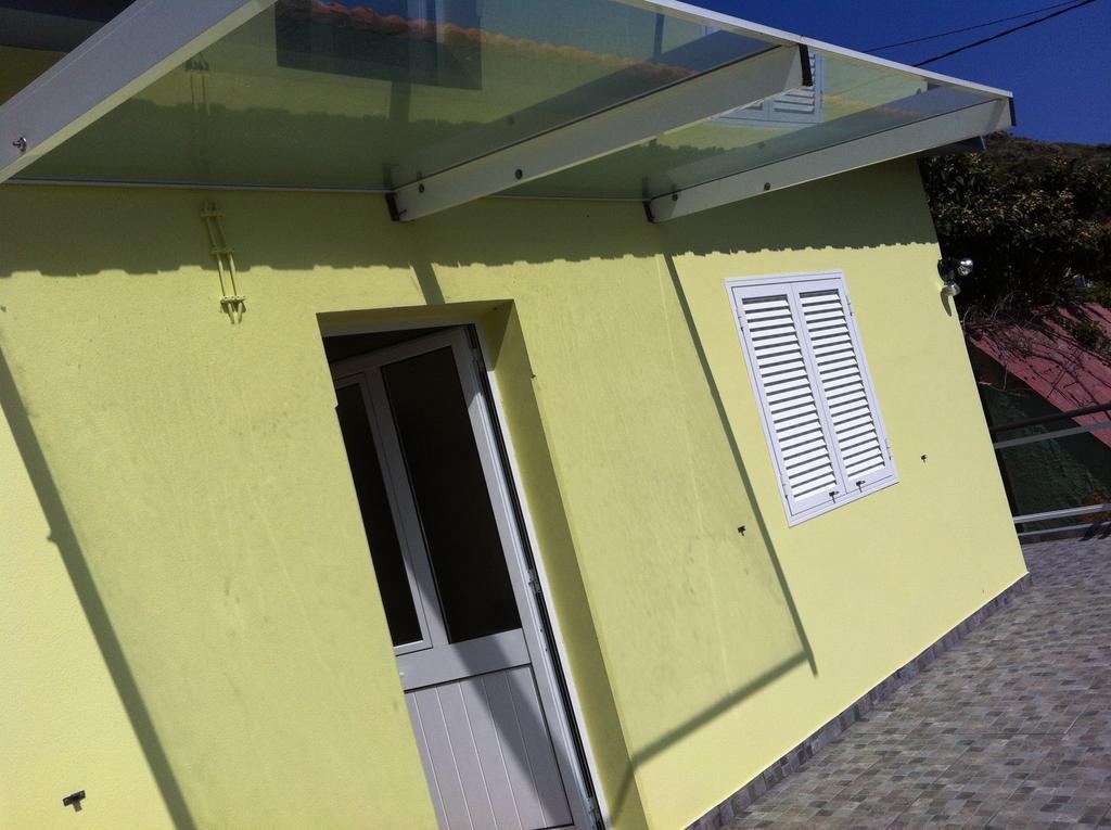 House On The Beach Machico  Ruang foto