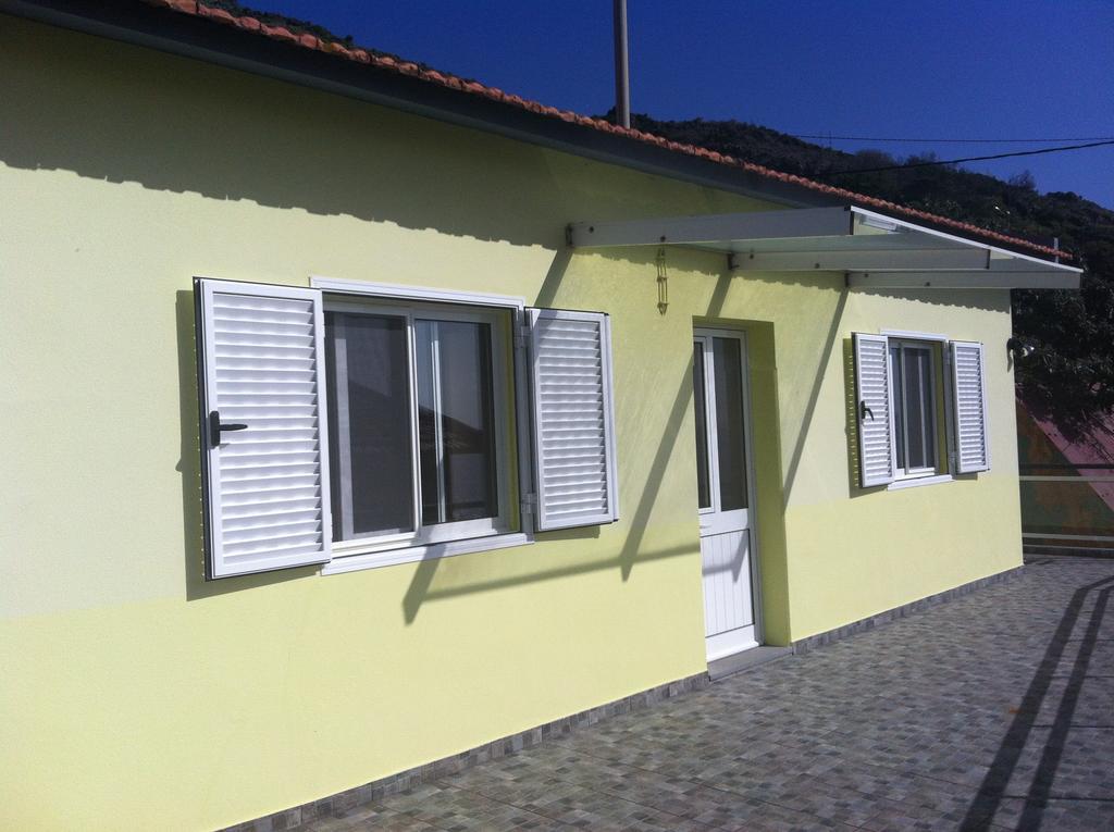 House On The Beach Machico  Bagian luar foto